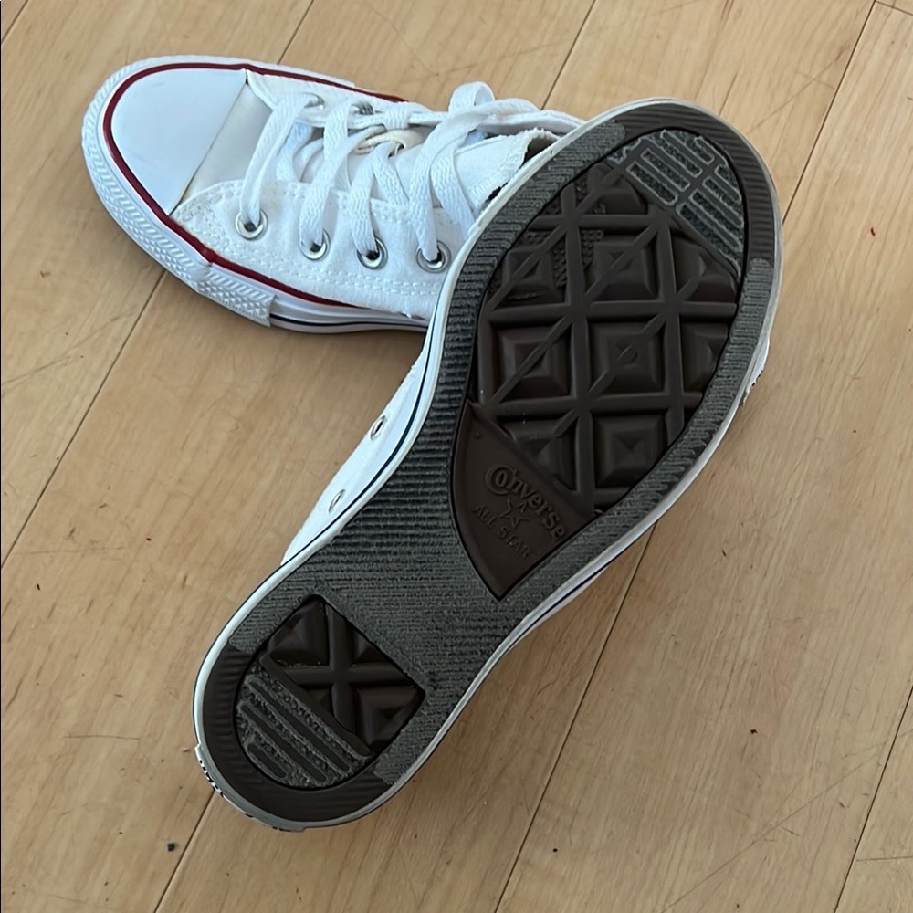 Converse White Canvas Low-Top Sneakers size 6 - Picture 14 of 16